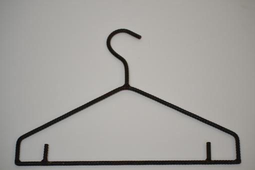 Kleiderbügel für HupF Überbekleidung 